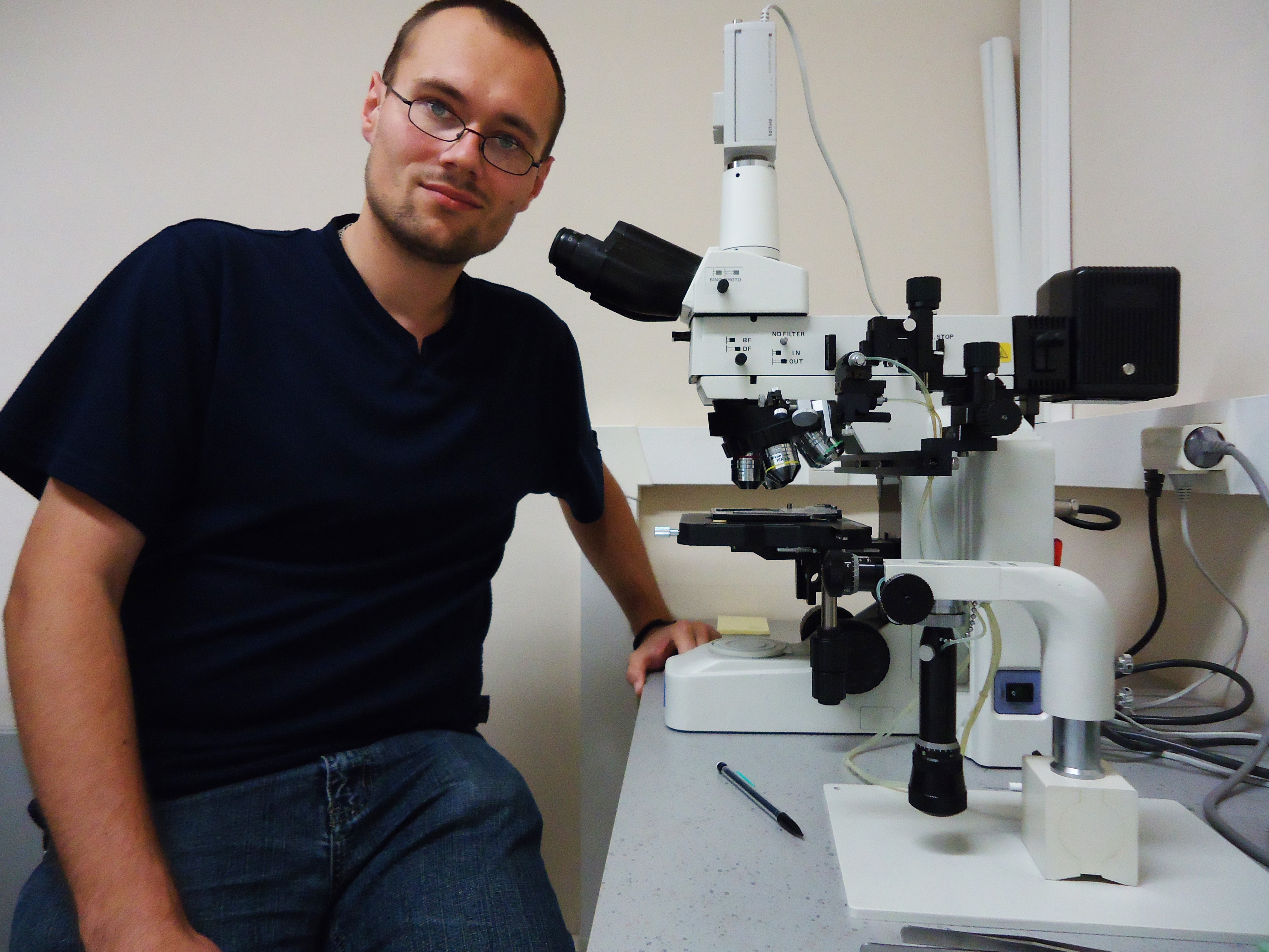 Marcin Krajewski in laboratory